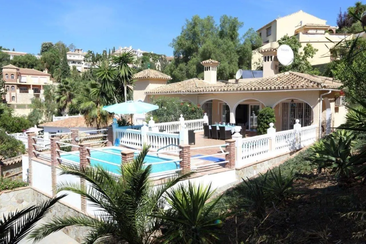 Delightful 5 Bed Villa In Fuengirola Costa Del Sol 말라가
