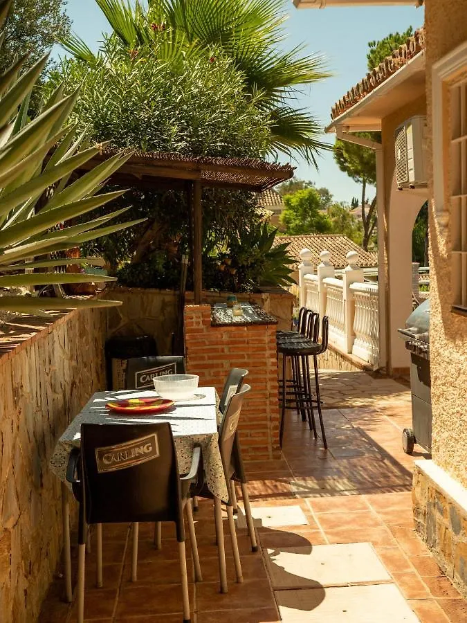 Delightful 5 Bed Villa In Fuengirola Costa Del Sol 말라가